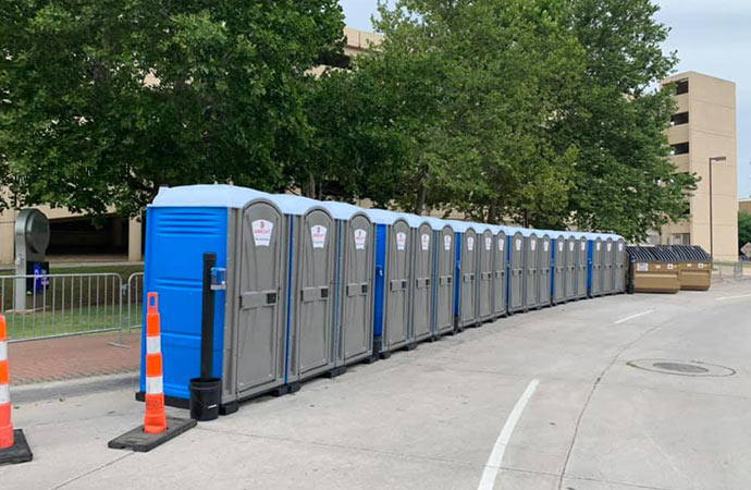 Portable toilets & Temporary Fencing in Beggs